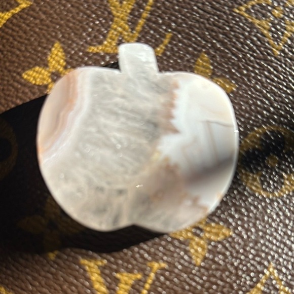 Flower Agate Stone; stunning, healing or stylish paper weight - Picture 3 of 3